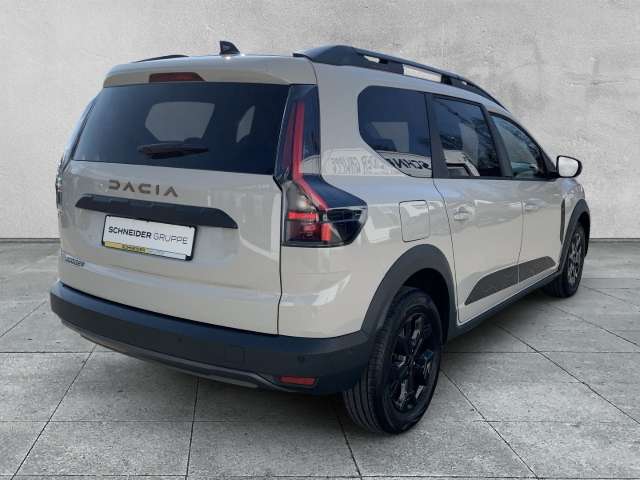 Fahrzeugbild eines Dacia Jogger