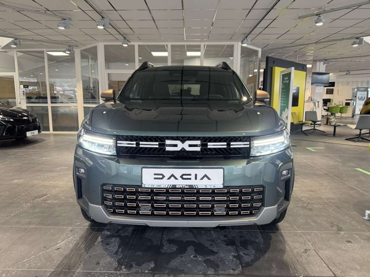 Fahrzeugbild eines Dacia Bigster