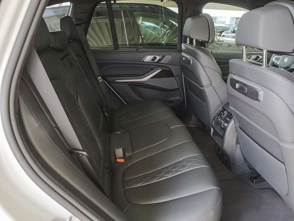 Fahrzeugbild eines BMW X5