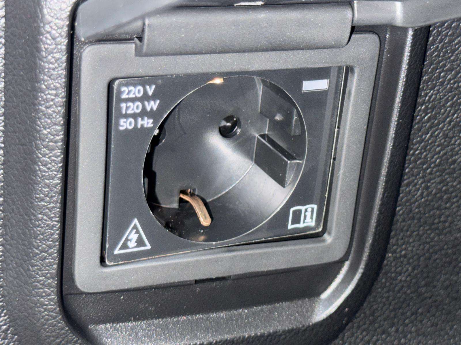 Fahrzeugbild eines Peugeot Rifter