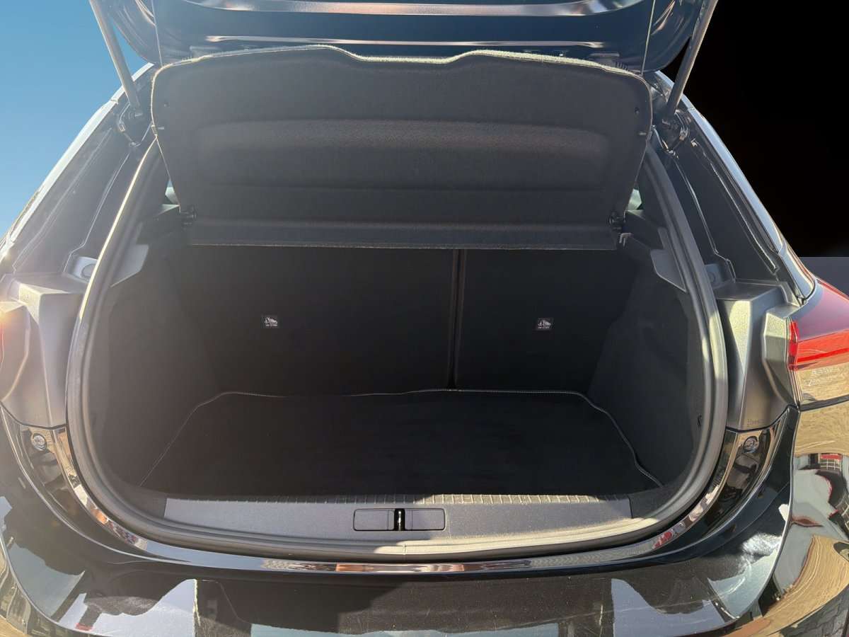 Fahrzeugbild eines Opel Corsa