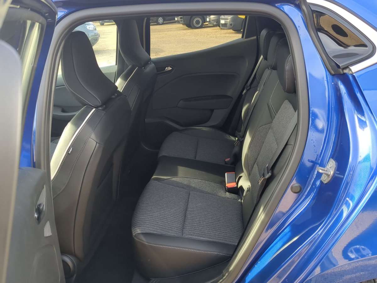 Fahrzeugbild eines Mitsubishi Colt