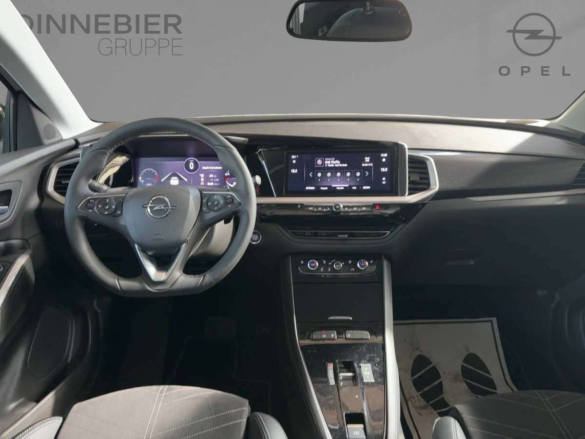 Fahrzeugbild eines Opel Grandland X