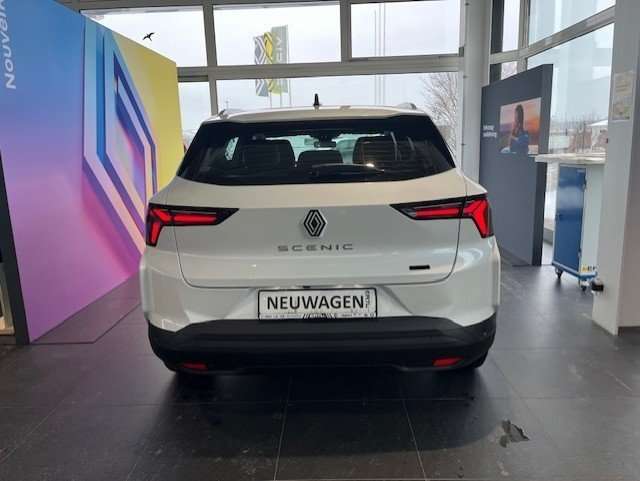 Fahrzeugbild eines Renault Scenic E-TECH