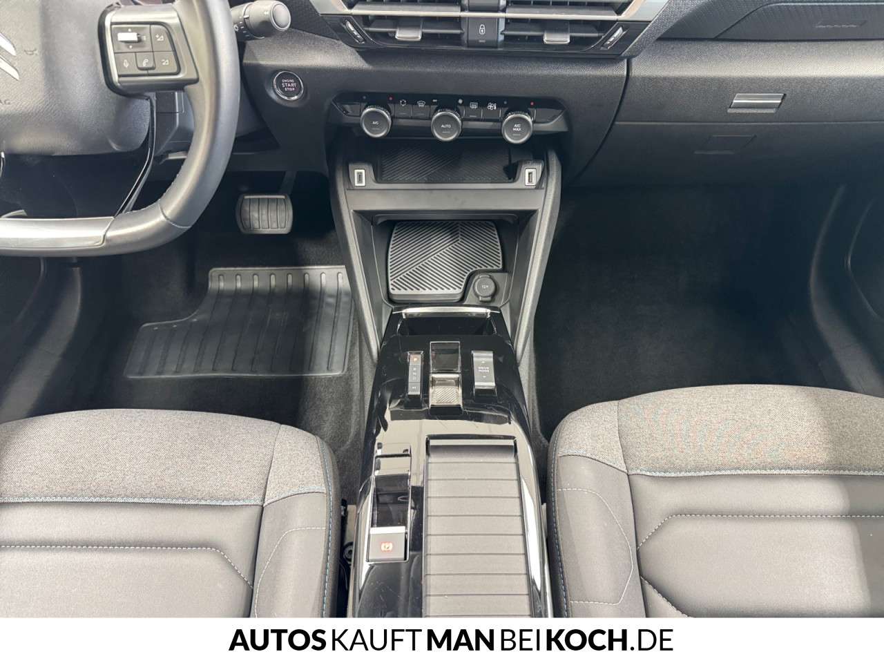 Fahrzeugbild eines Citroën C4 X