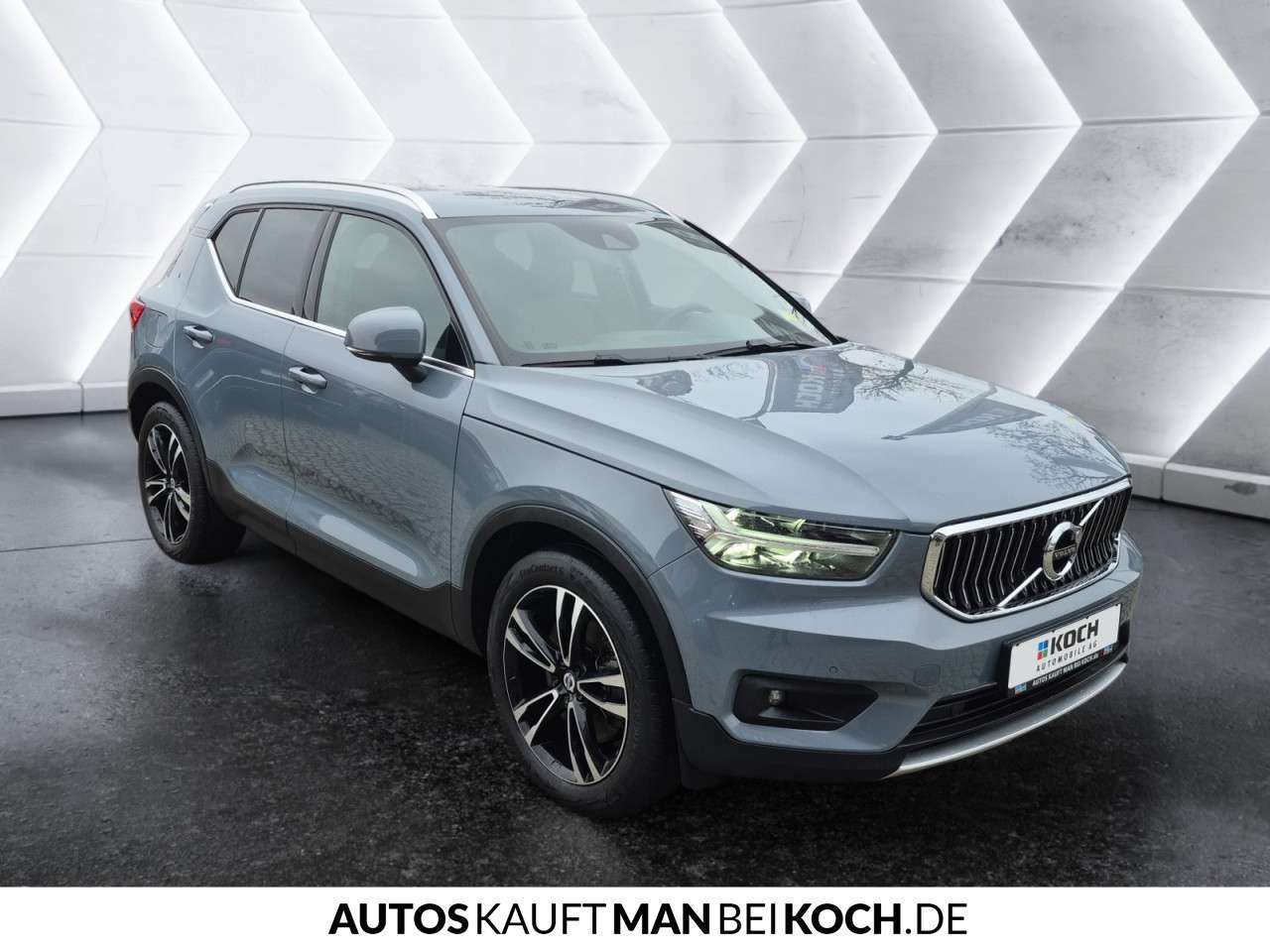 Fahrzeugbild eines Volvo XC40