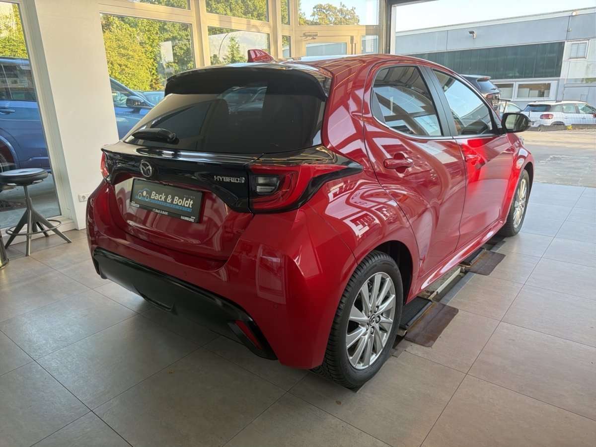 Fahrzeugbild eines Mazda Mazda2 Hybrid