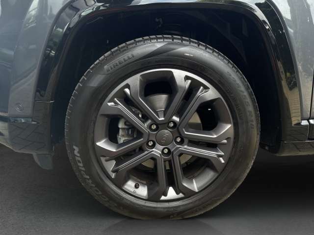 Fahrzeugbild eines Jeep Compass