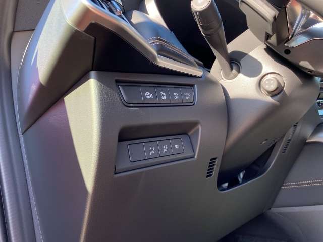 Fahrzeugbild eines Mazda CX-80