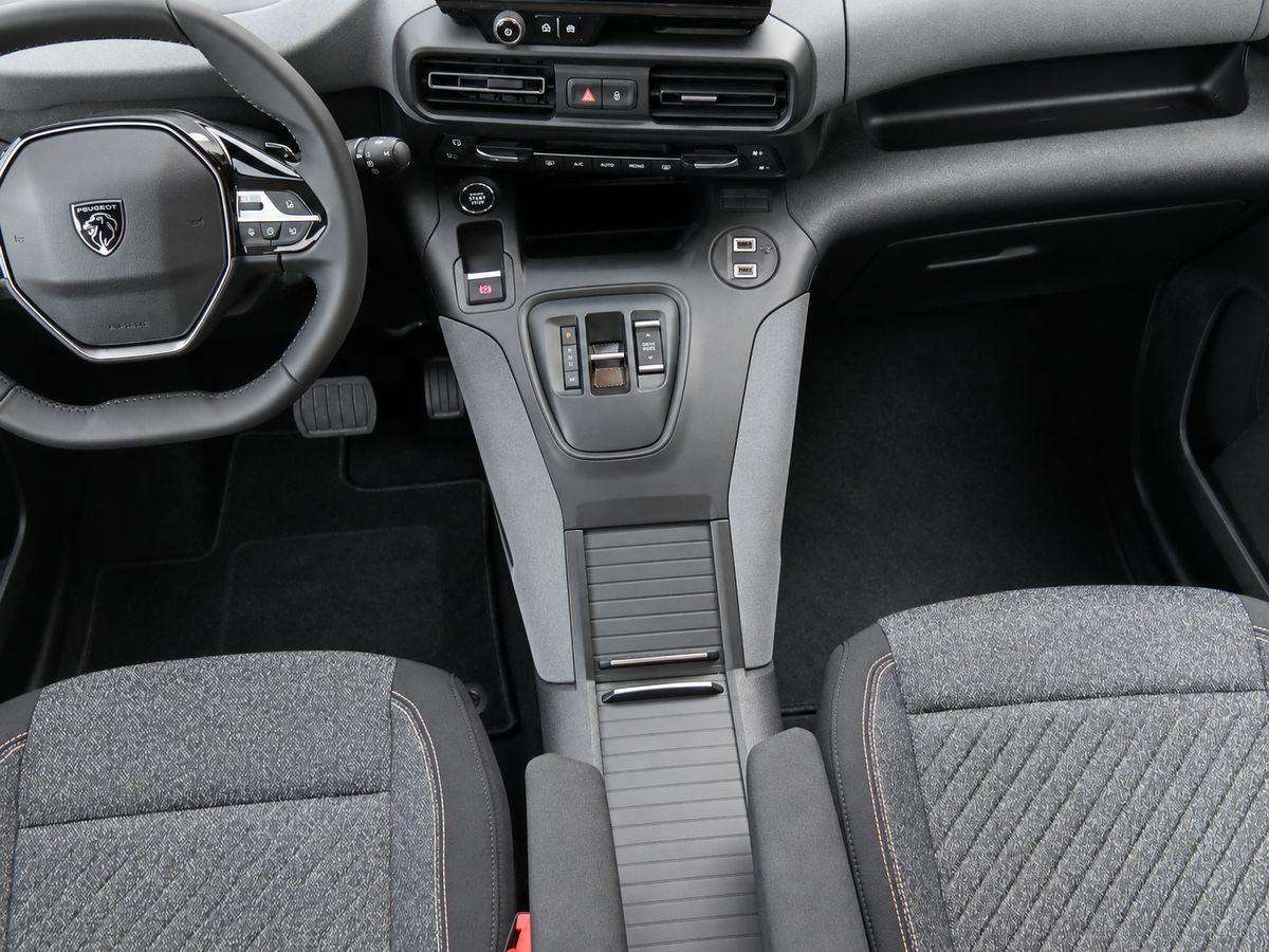 Fahrzeugbild eines Peugeot Rifter