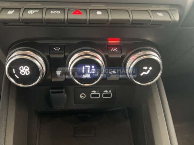 Fahrzeugbild eines Mitsubishi Colt