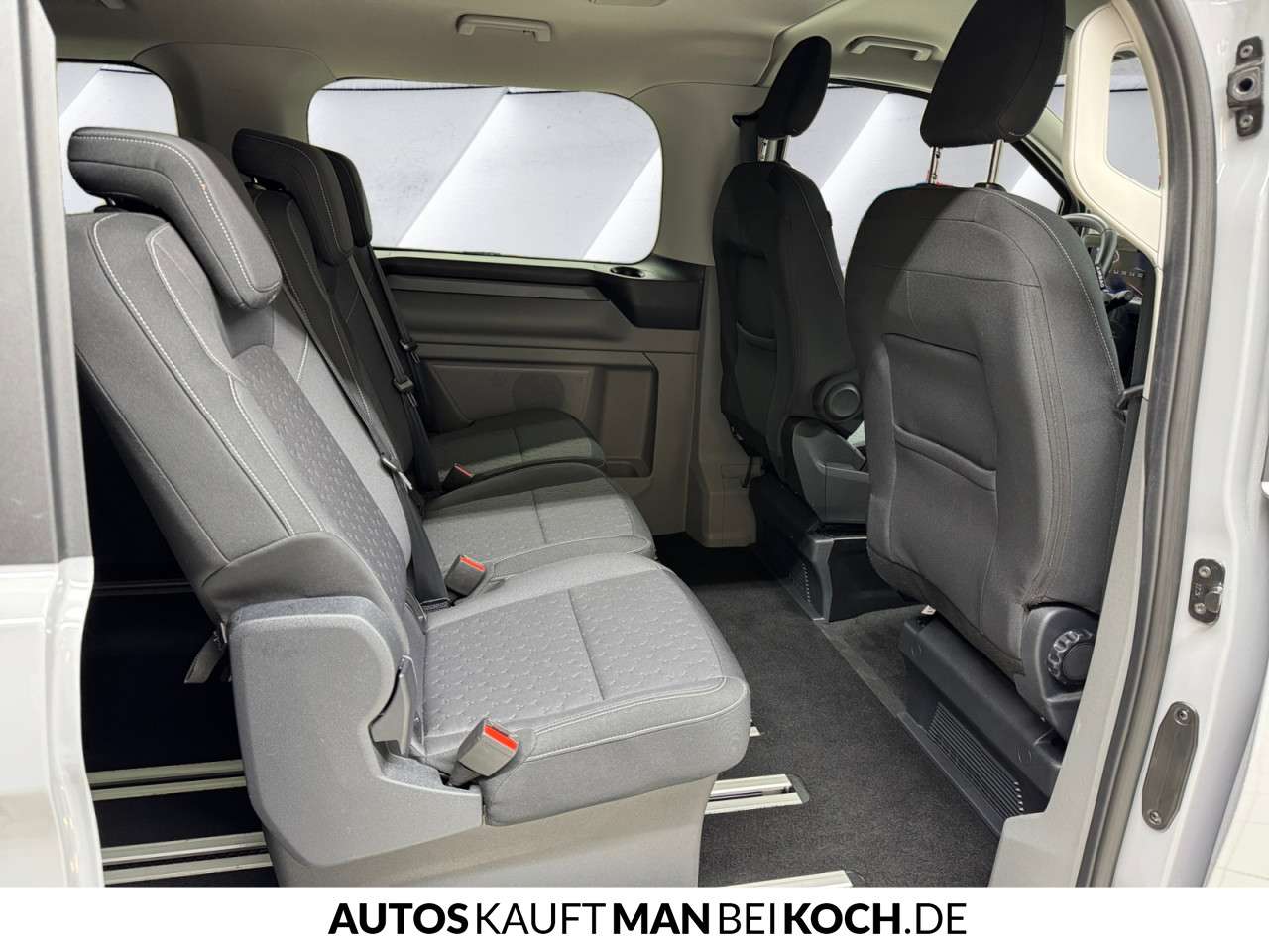 Fahrzeugbild eines Ford Tourneo Custom