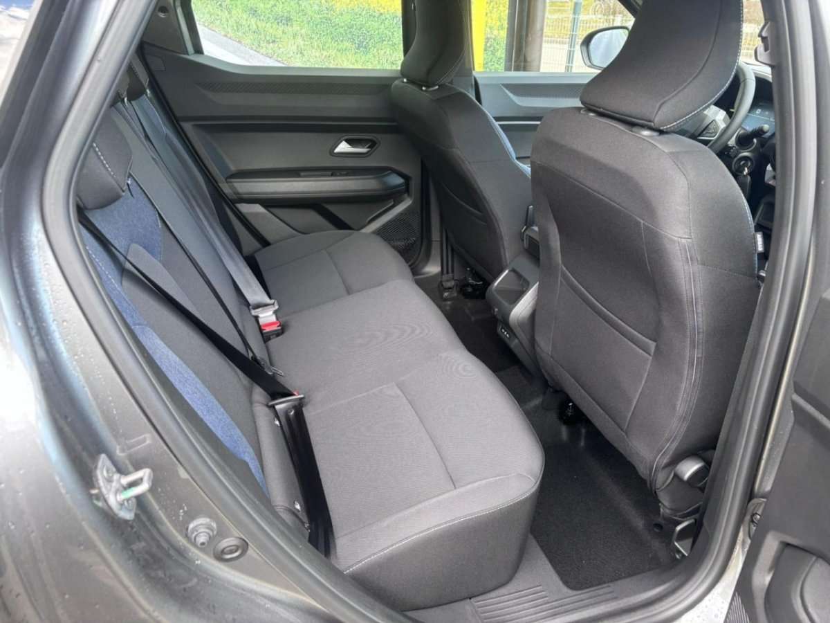 Fahrzeugbild eines Dacia Duster