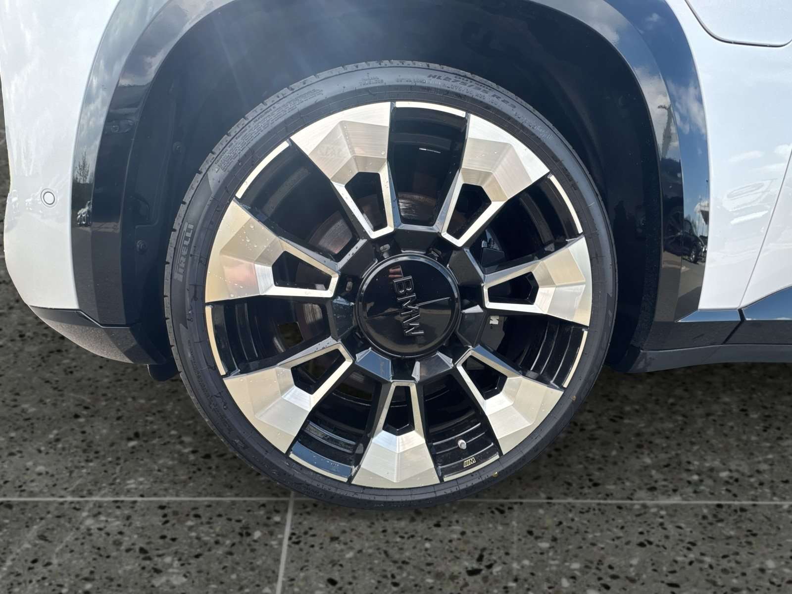 Fahrzeugbild eines BMW XM