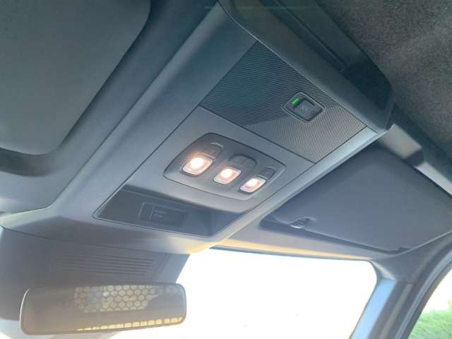 Fahrzeugbild eines Renault Master