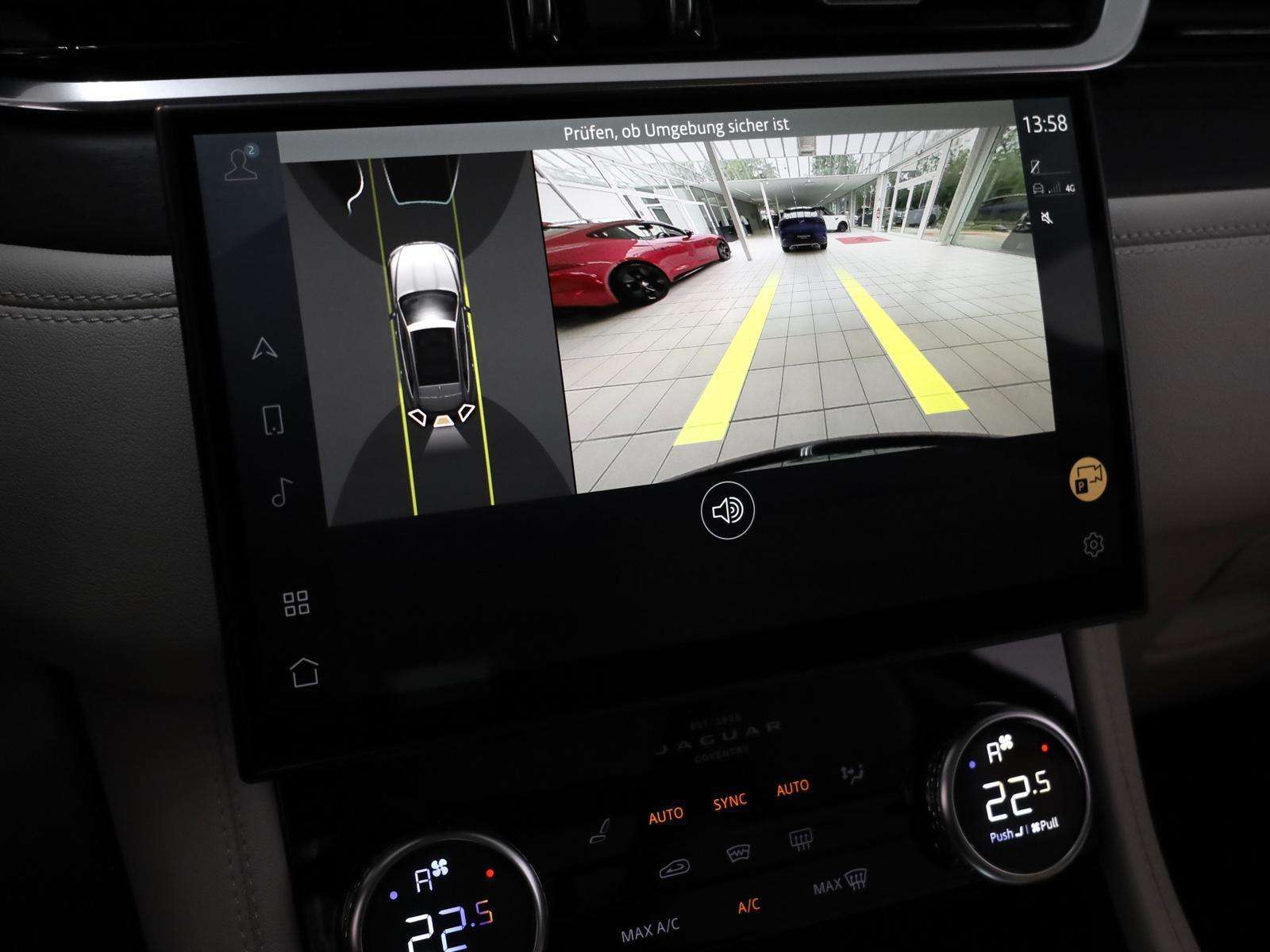 Fahrzeugbild eines Jaguar F-PACE