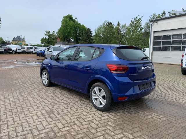 Fahrzeugbild eines Dacia Sandero