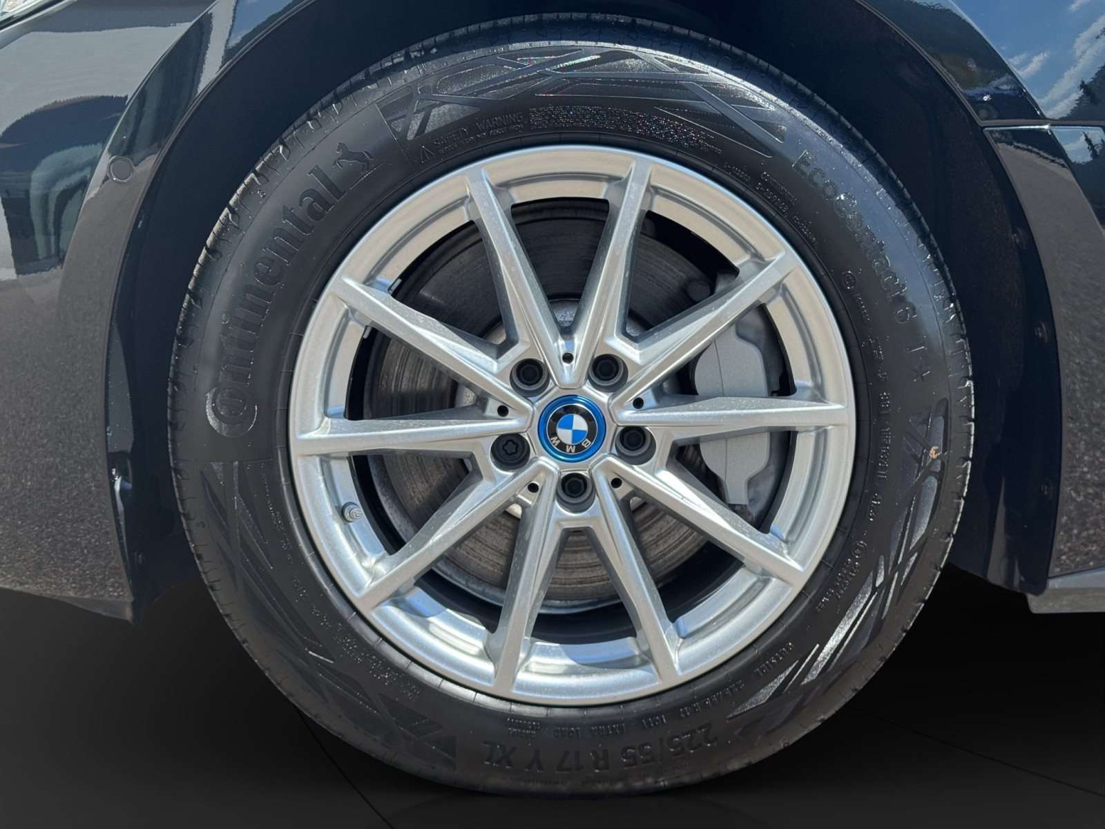 Fahrzeugbild eines BMW i4