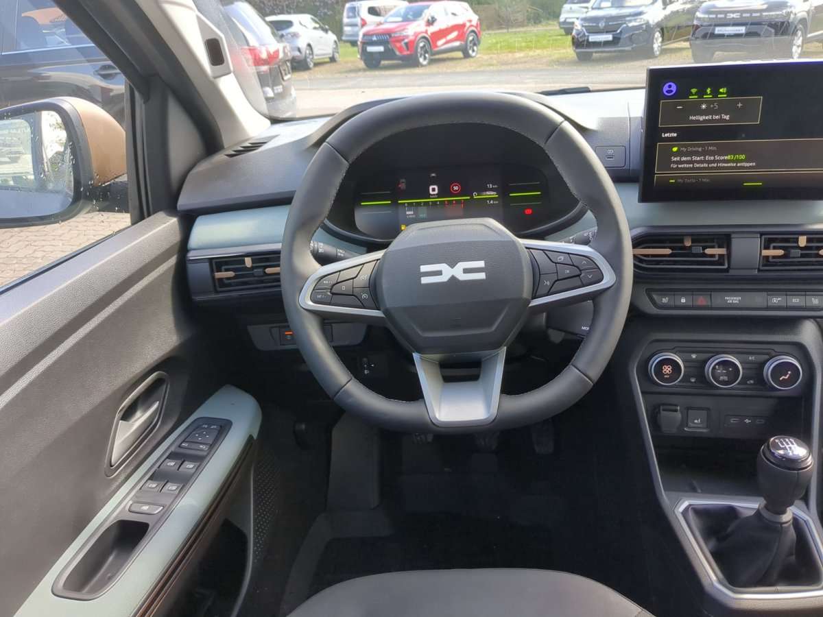 Fahrzeugbild eines Dacia Sandero