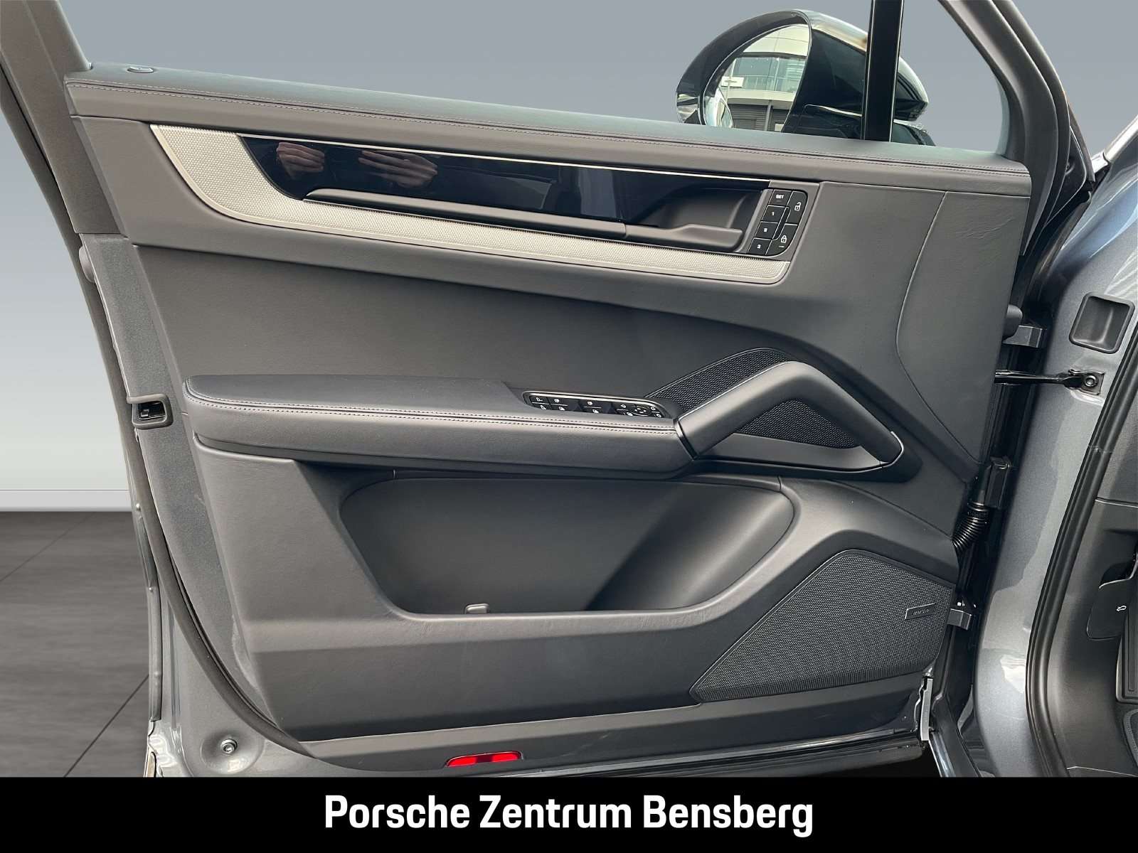 Fahrzeugbild eines Porsche Cayenne
