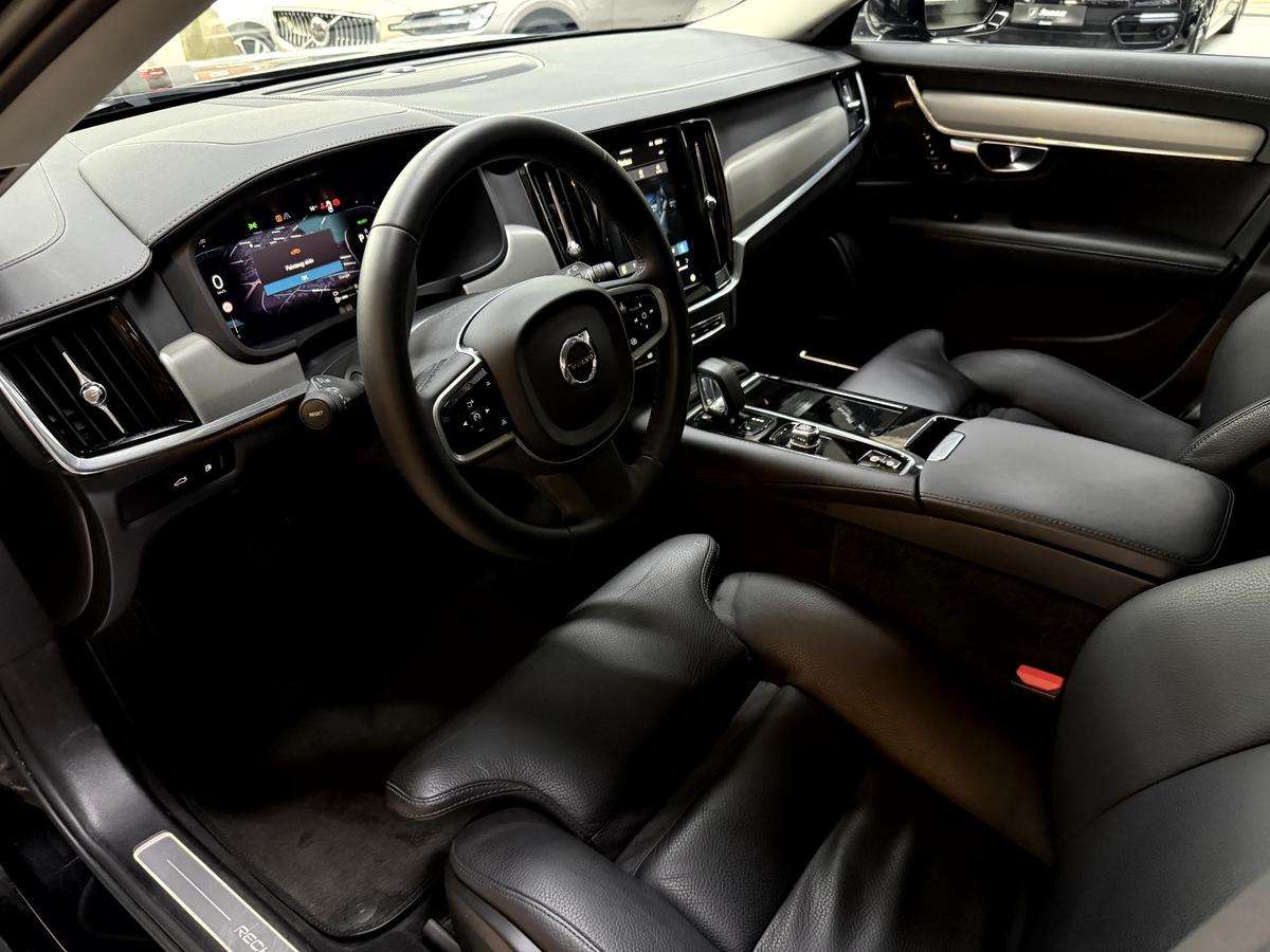 Fahrzeugbild eines Volvo V90