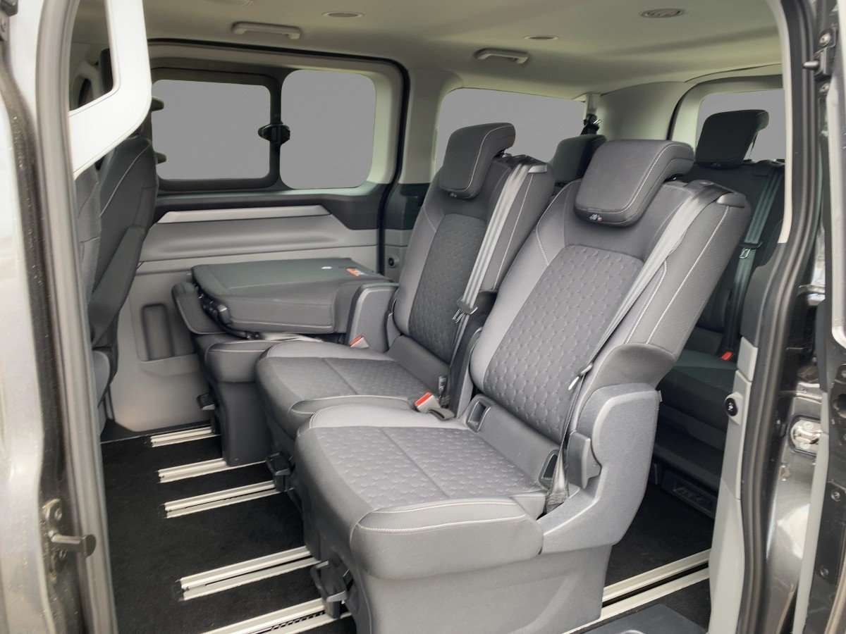 Fahrzeugbild eines Ford Tourneo Custom