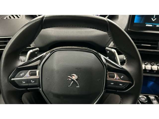 Fahrzeugbild eines Peugeot 5008