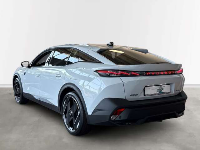 Fahrzeugbild eines Peugeot 408
