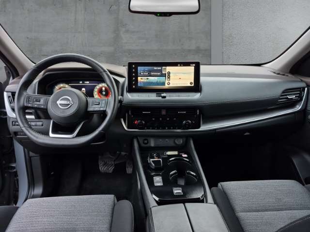 Fahrzeugbild eines Nissan X-TRAIL