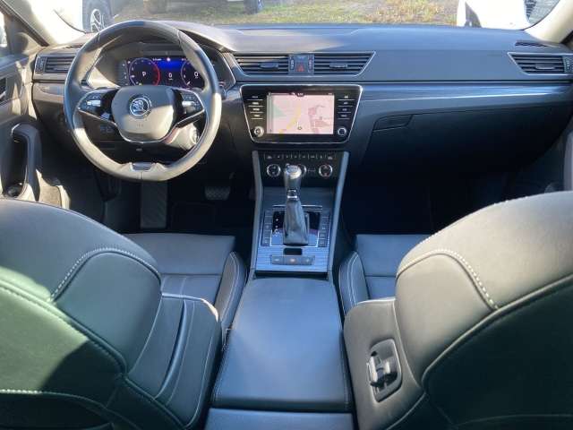 Fahrzeugbild eines Skoda Superb