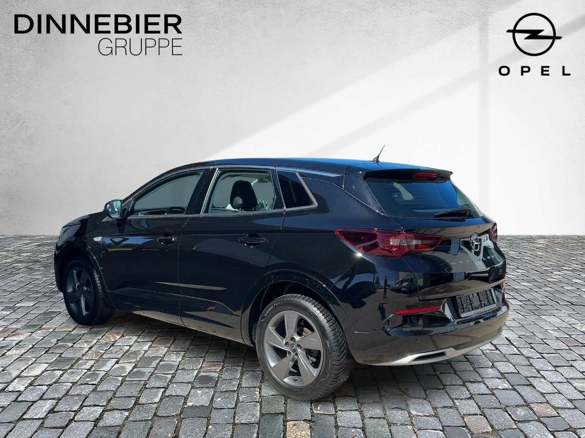 Fahrzeugbild eines Opel Grandland X