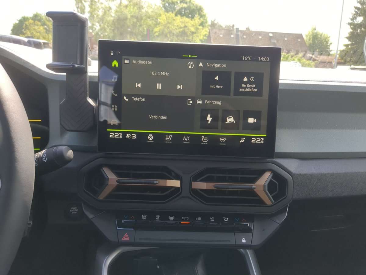 Fahrzeugbild eines Dacia Bigster