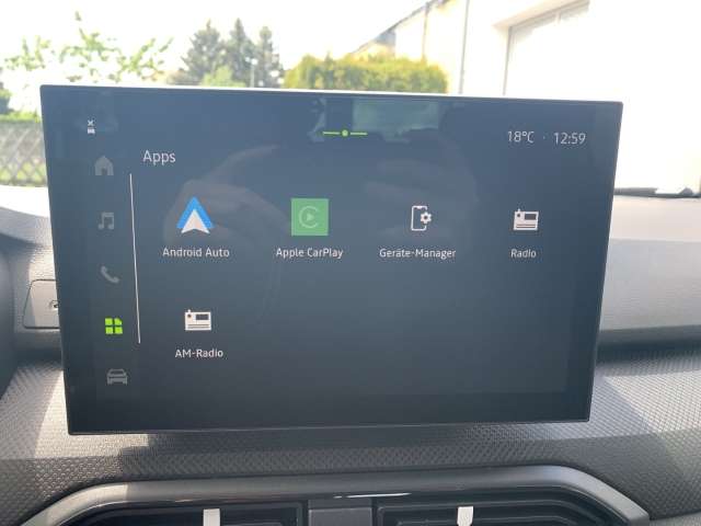 Fahrzeugbild eines Dacia Sandero