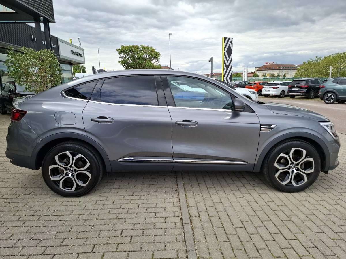 Fahrzeugbild eines Renault Arkana