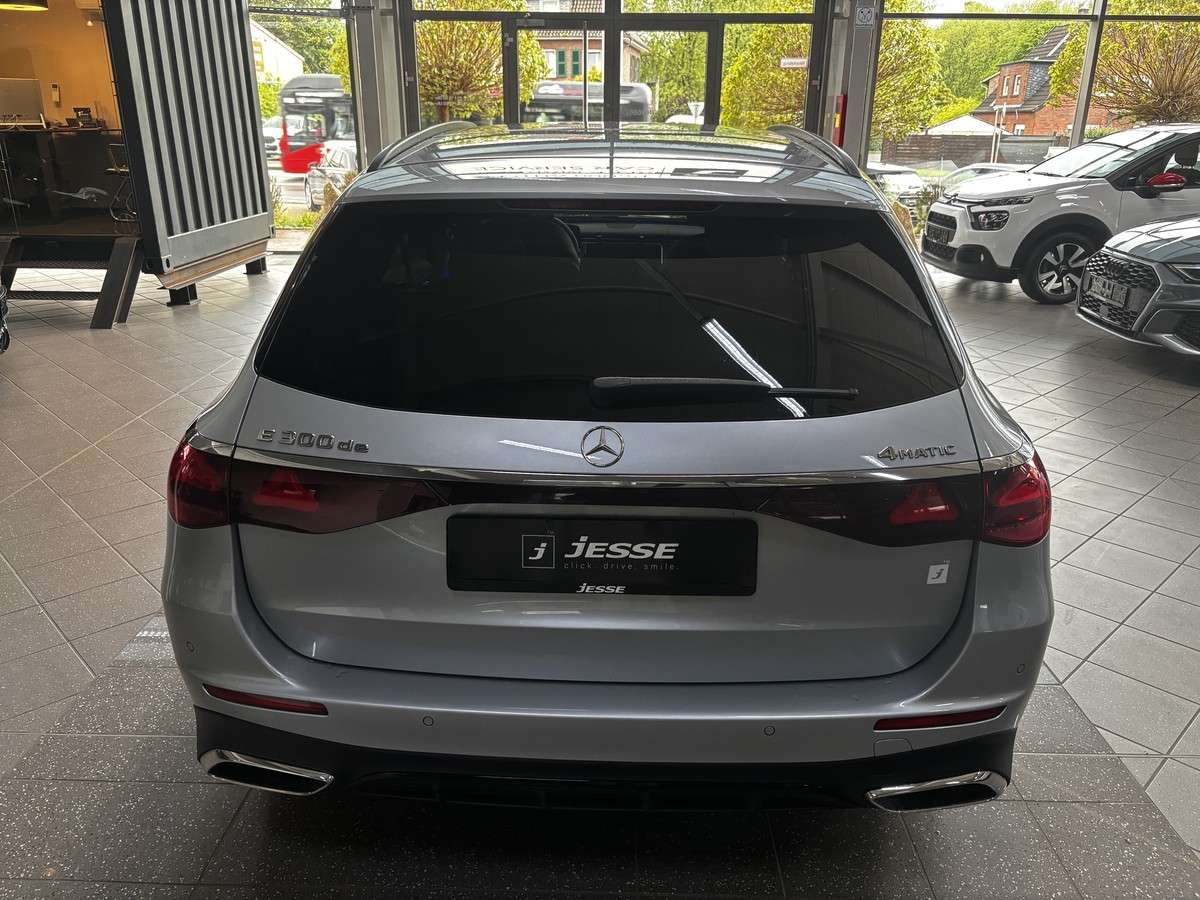 Fahrzeugbild eines Mercedes-Benz E-Klasse