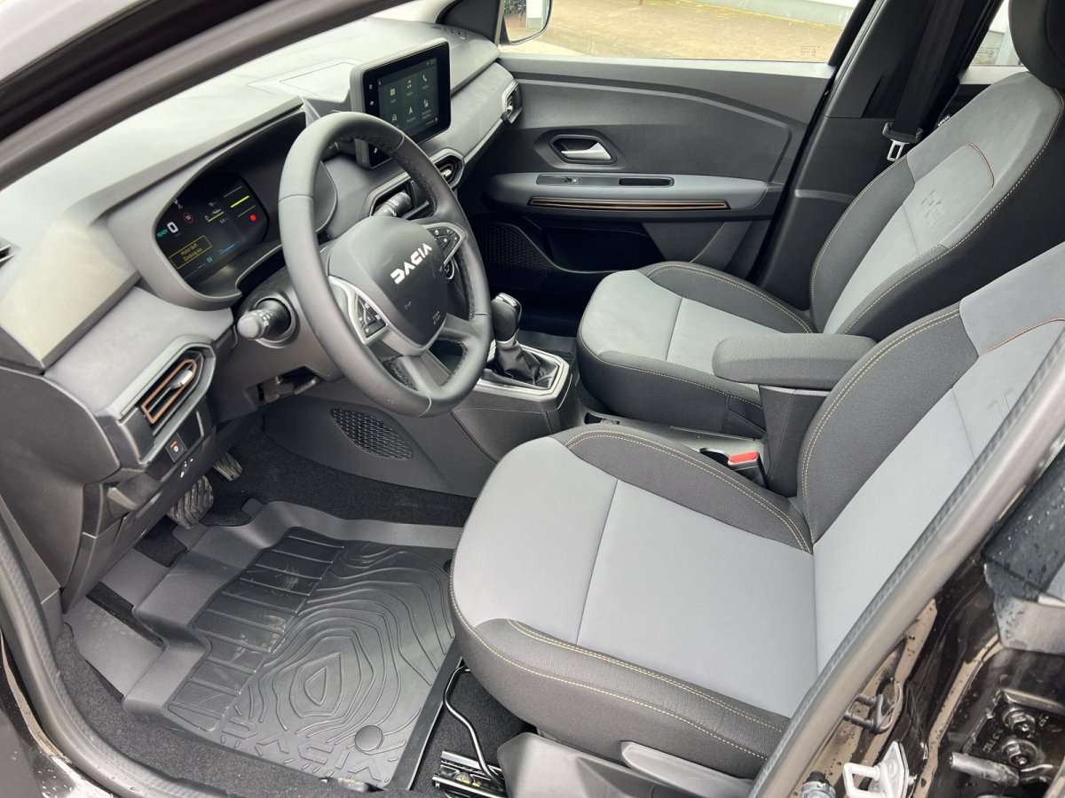 Fahrzeugbild eines Dacia Jogger