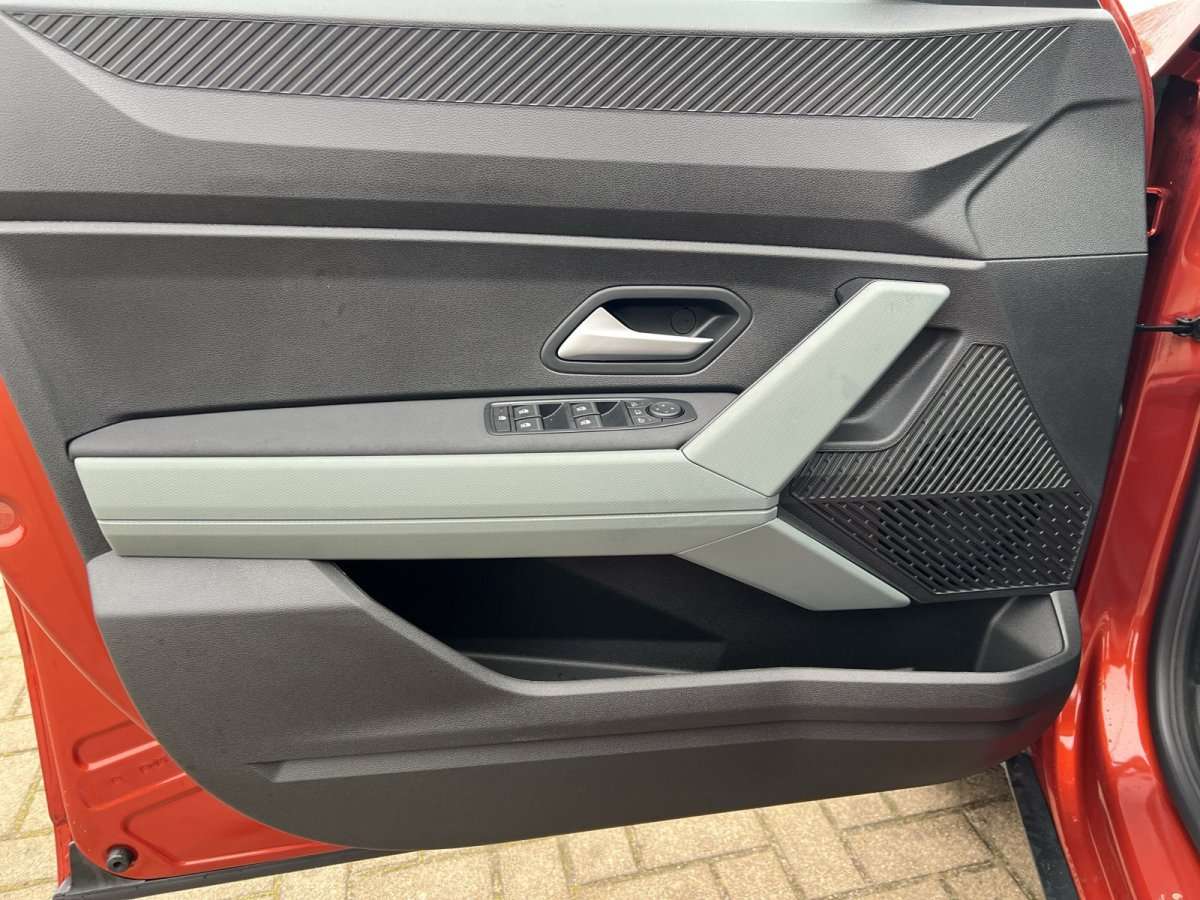 Fahrzeugbild eines Dacia Bigster