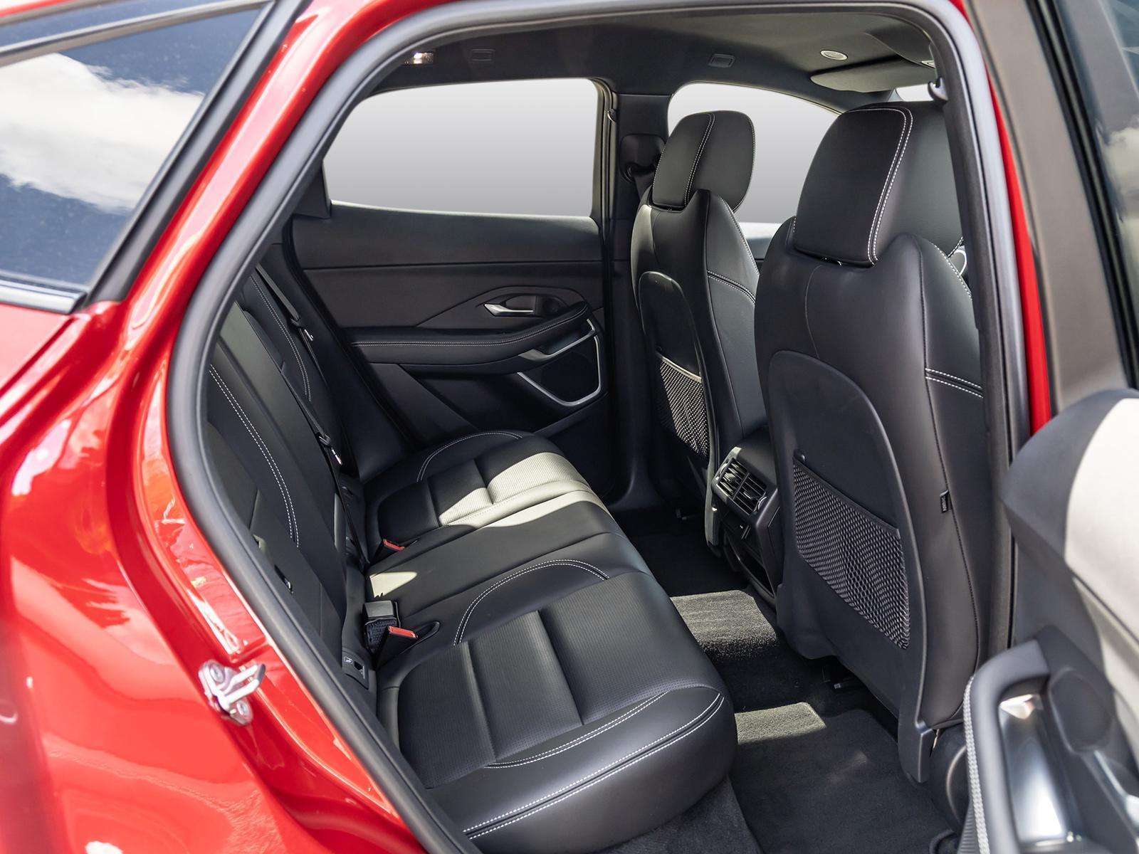 Fahrzeugbild eines Jaguar E-PACE