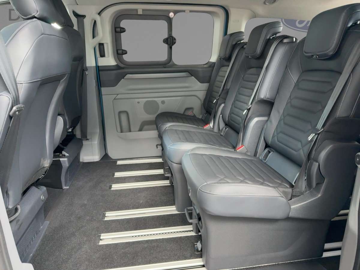 Fahrzeugbild eines Ford Tourneo Custom