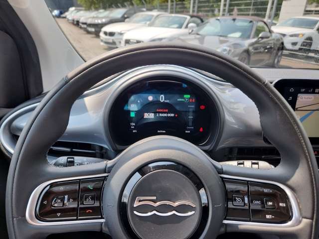 Fahrzeugbild eines Fiat 500