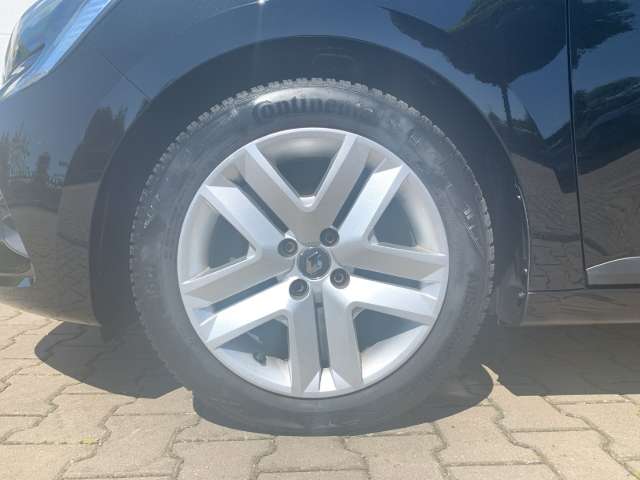 Fahrzeugbild eines Renault Clio