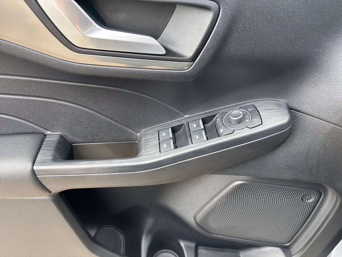 Fahrzeugbild eines Ford Kuga