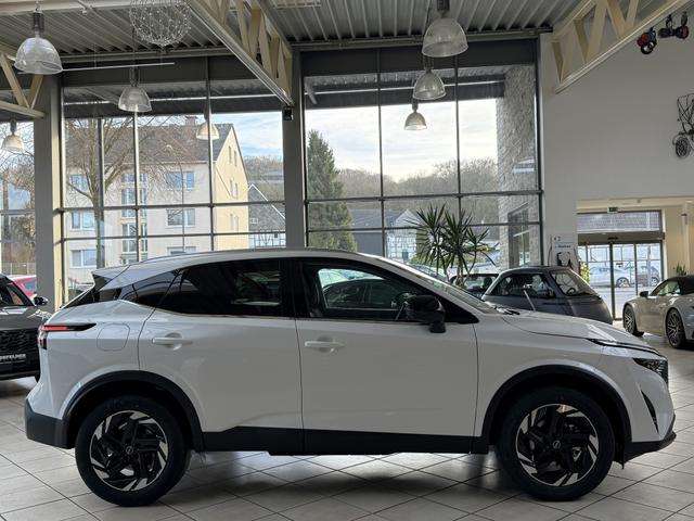 Fahrzeugbild eines Nissan Qashqai