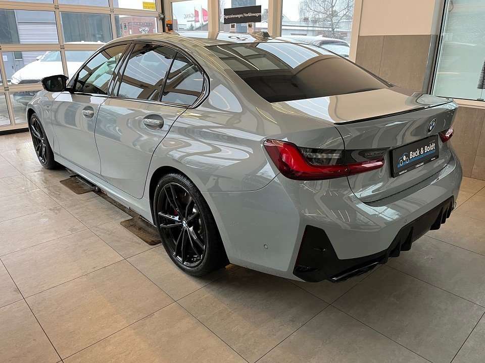 Fahrzeugbild eines BMW 3er-Reihe
