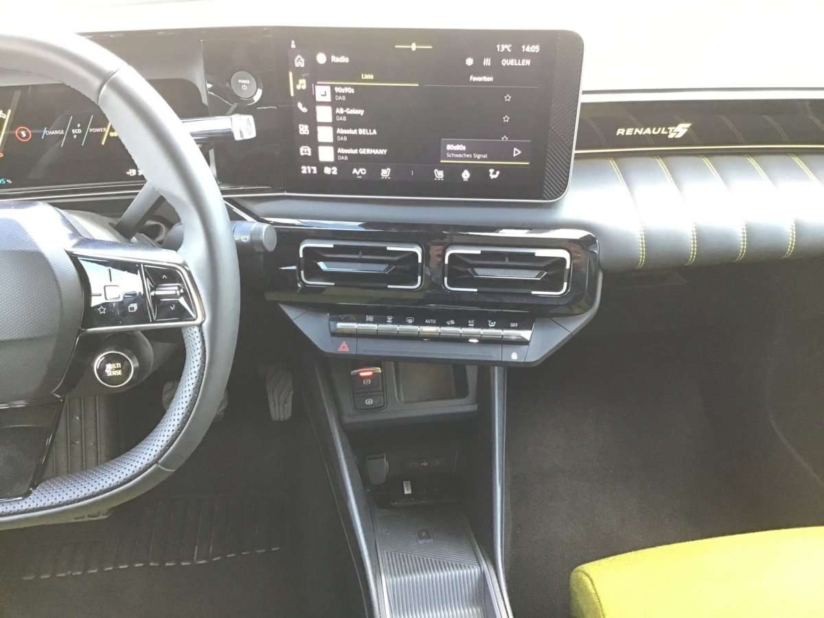 Fahrzeugbild eines Renault 5 E-TECH