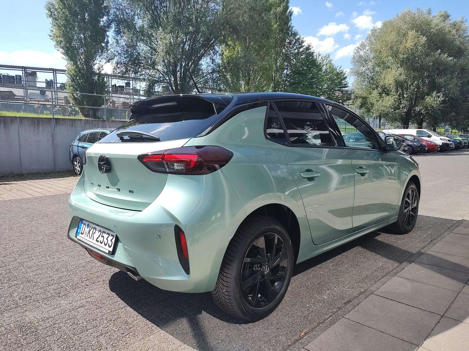 Fahrzeugbild eines Opel Corsa