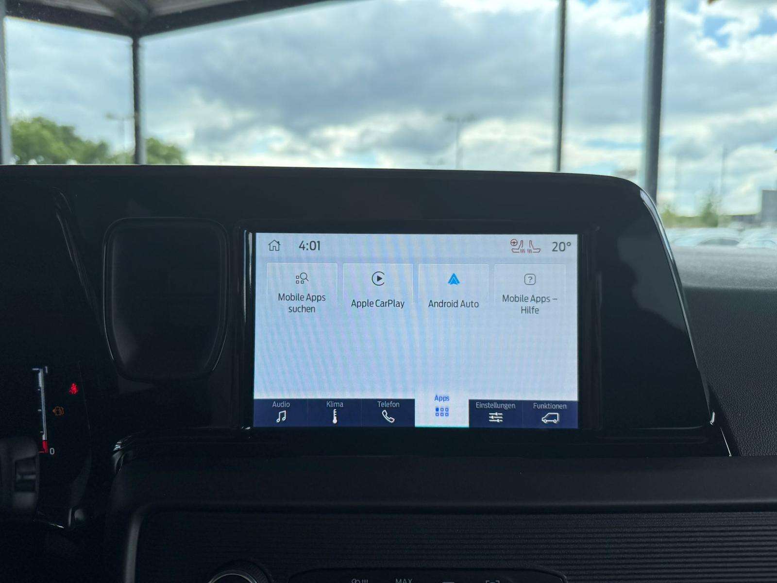 Fahrzeugbild eines Ford Tourneo Courier