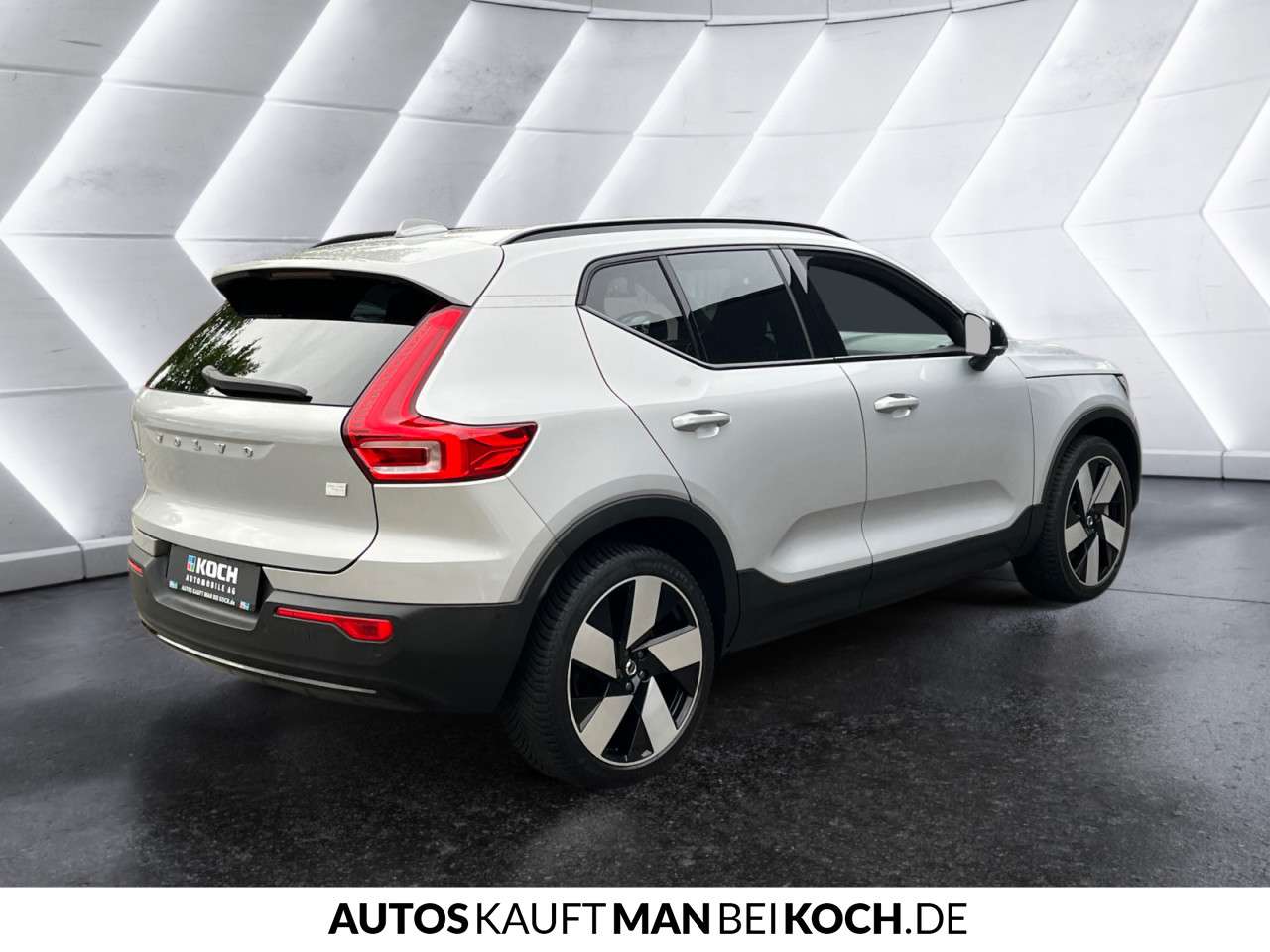 Fahrzeugbild eines Volvo XC40