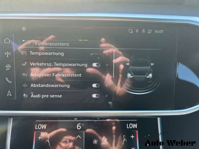 Fahrzeugbild eines Audi S6