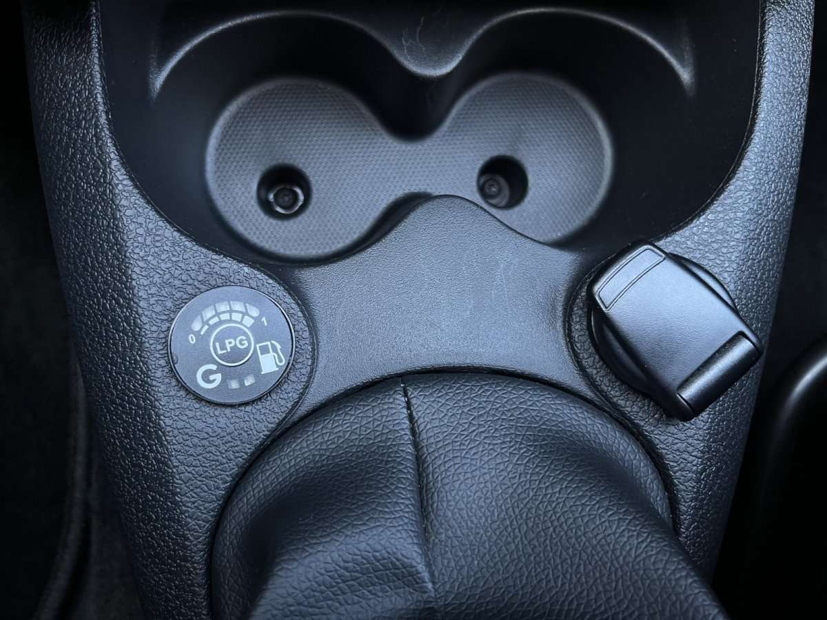Fahrzeugbild eines Dacia Sandero